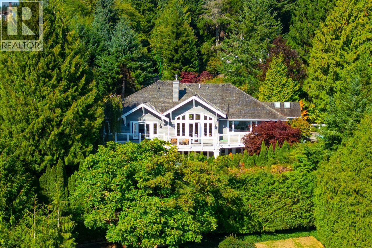 4659 WOODGREEN DRIVE, West Vancouver