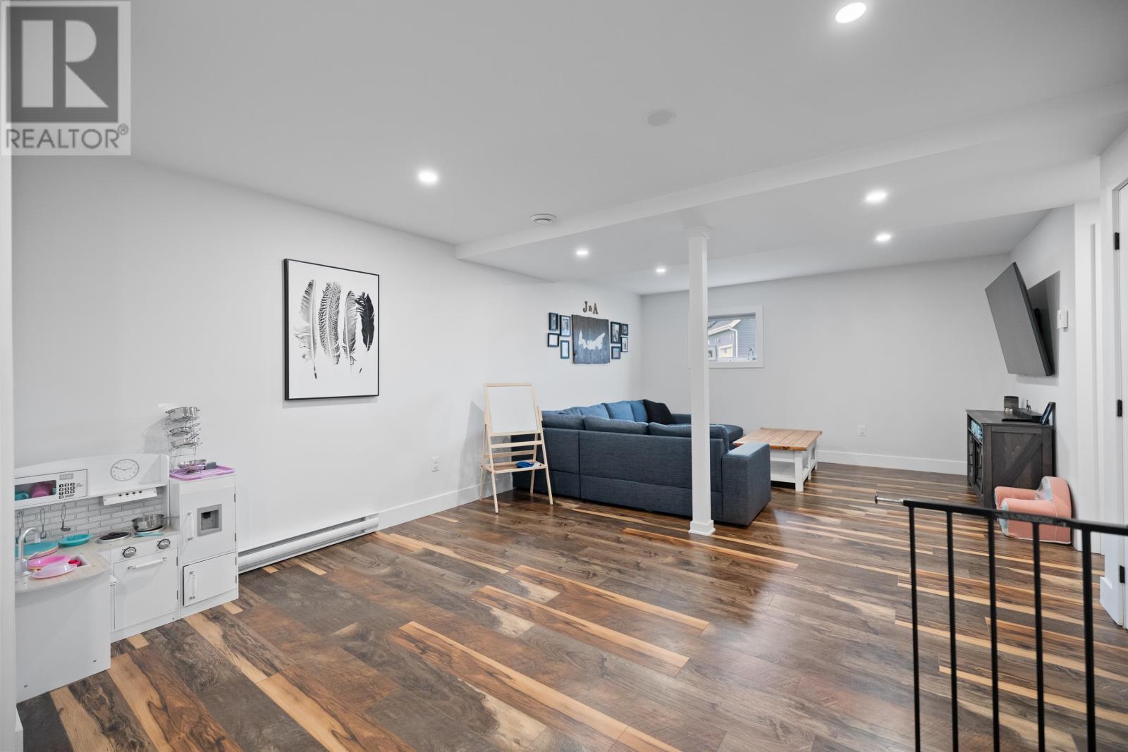 24 Connor Drive — photo 31