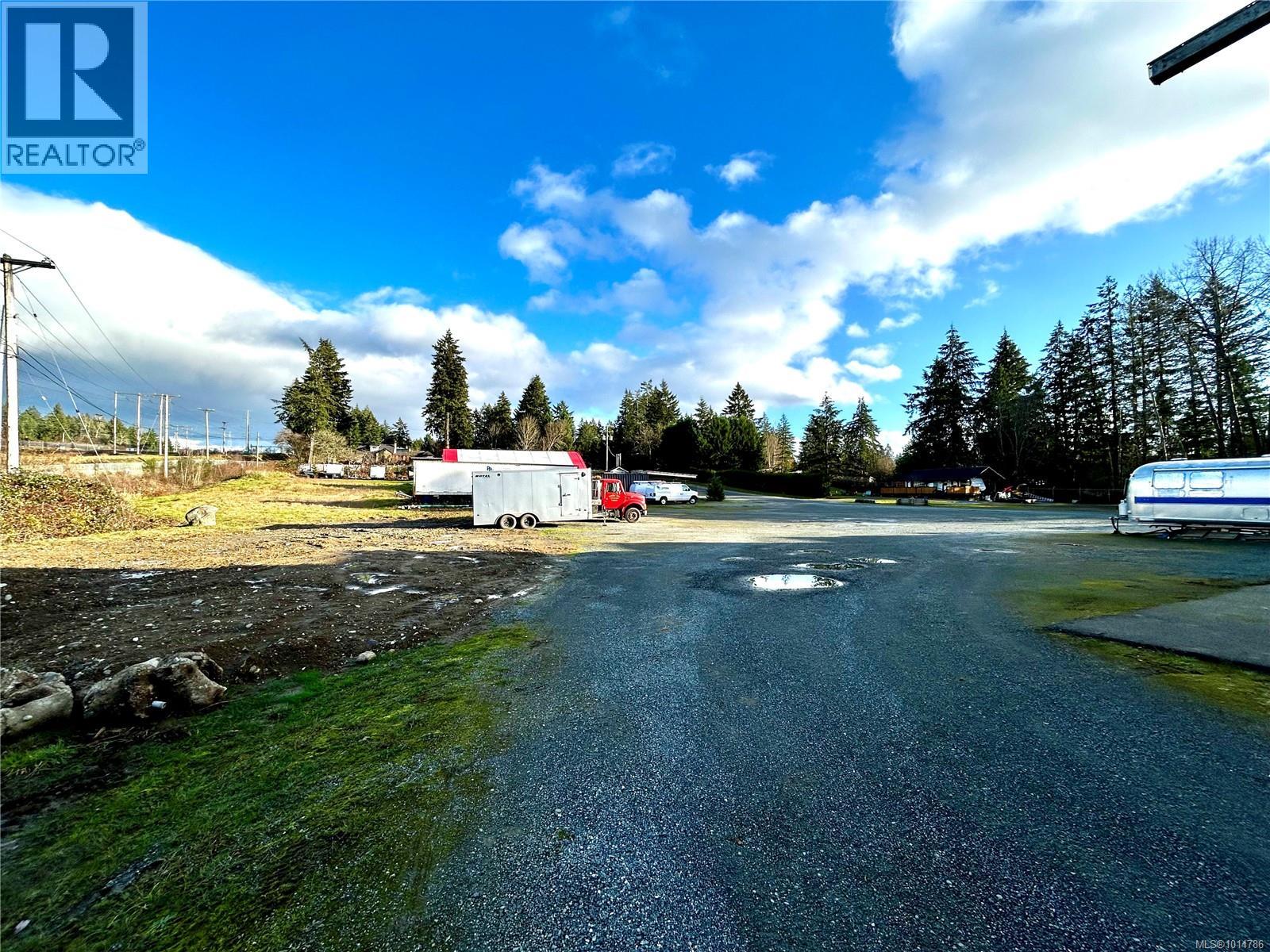 7030 Bell McKinnon Rd, Duncan
