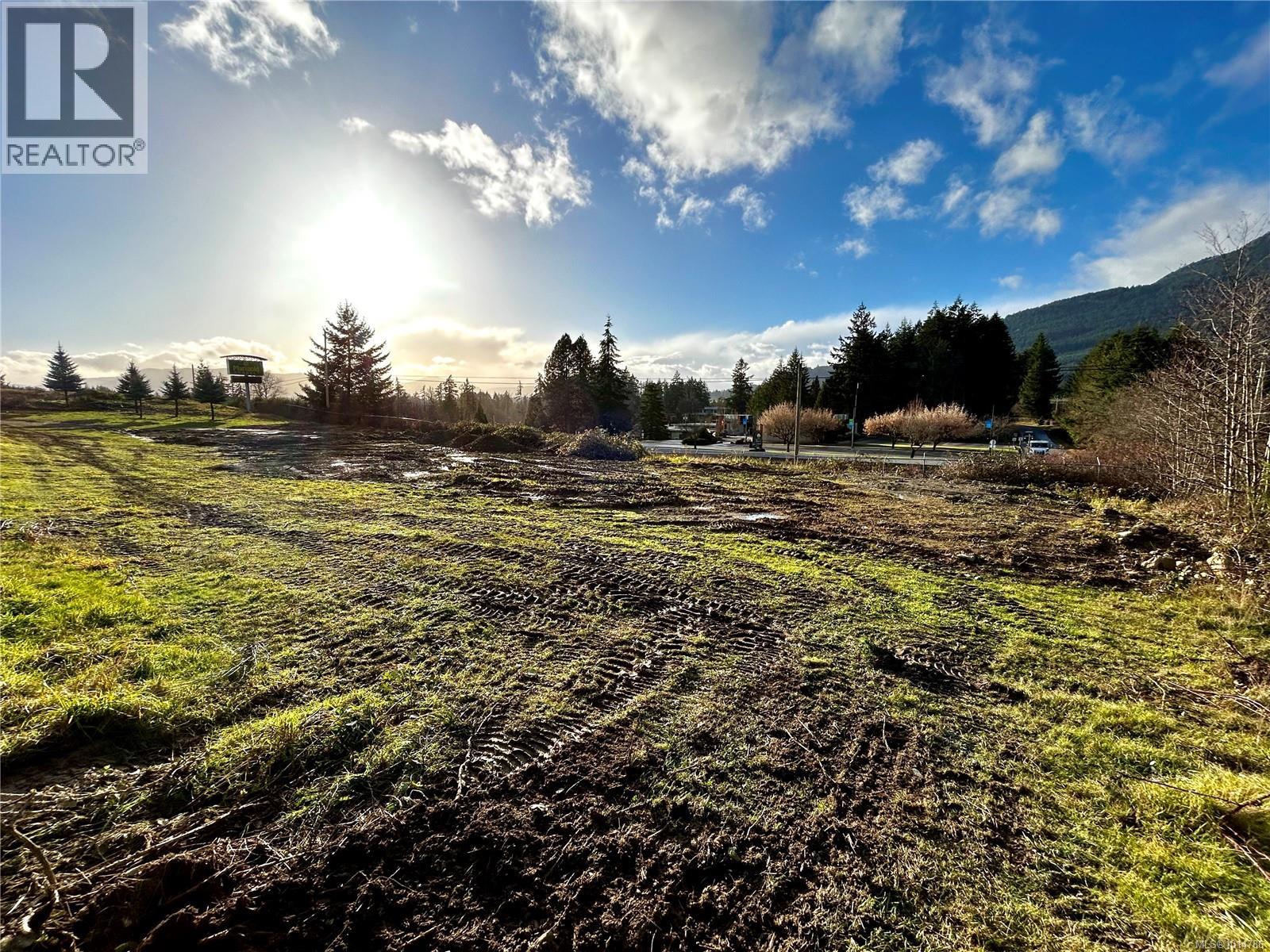 7030 Bell McKinnon Rd, Duncan