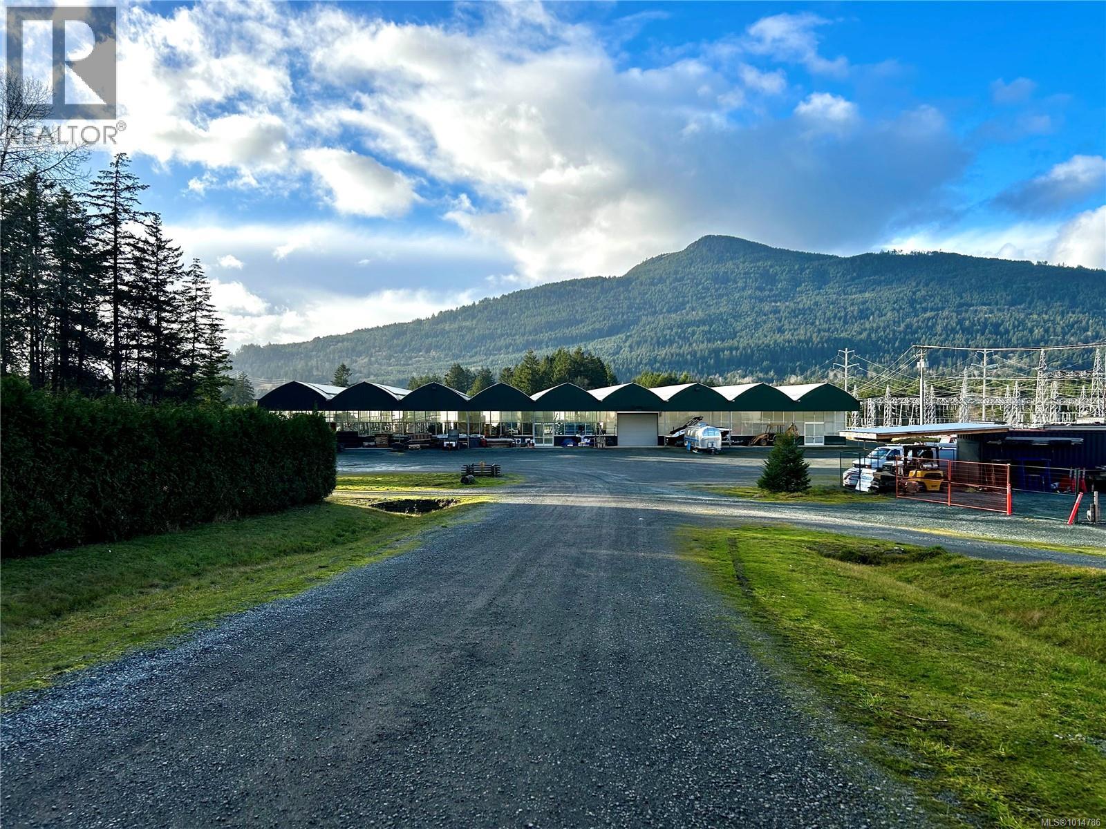 7030 Bell McKinnon Rd, Duncan