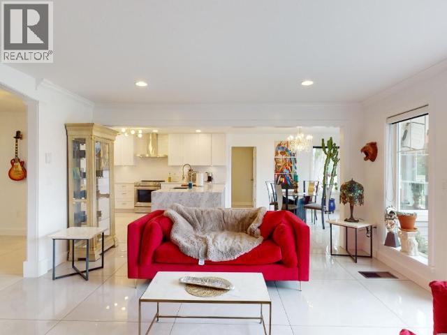 2108 MAHOOD ROAD, Powell River