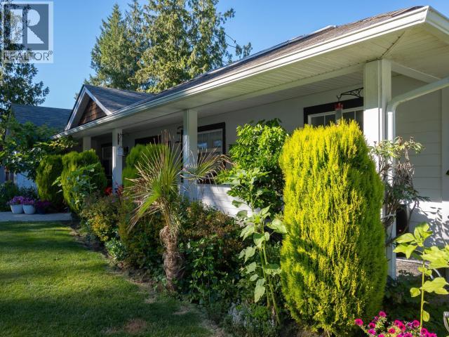 2108 MAHOOD ROAD, Powell River