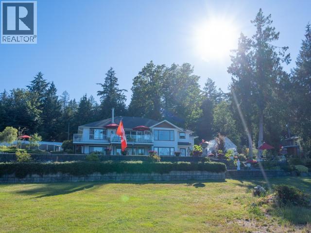 2108 MAHOOD ROAD, Powell River