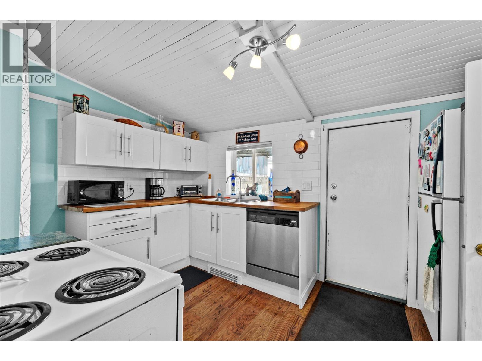 1551 BLAIR Street, Merritt