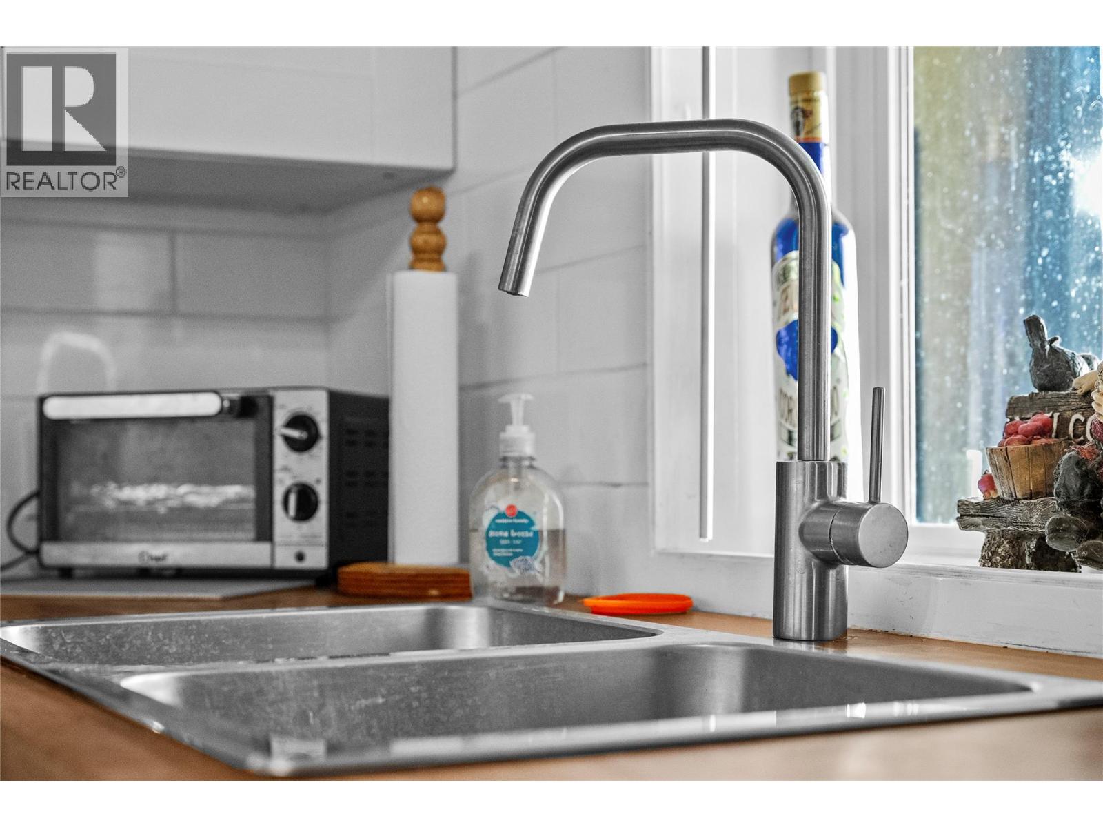 1551 BLAIR Street, Merritt