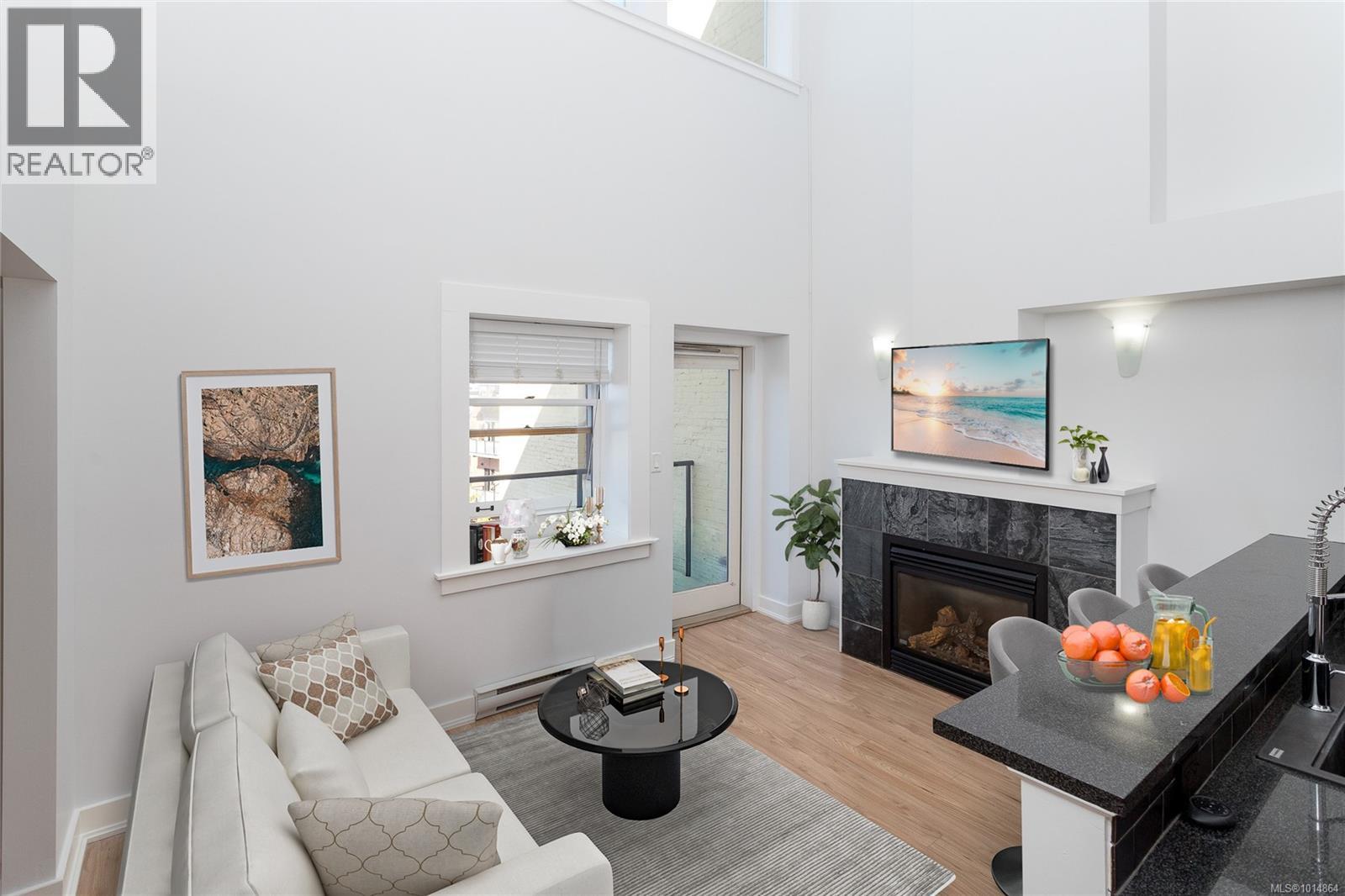 323 599 Pandora Avenue, Victoria