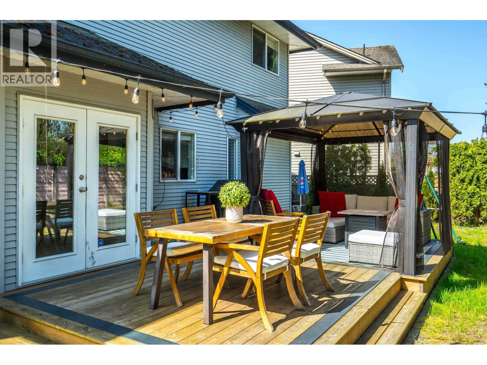 19115 DOERKSEN DRIVE, Pitt Meadows
