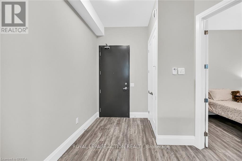 120 - 85 MORRELL STREET - Photo 4 of 48, Brantford, Ontario