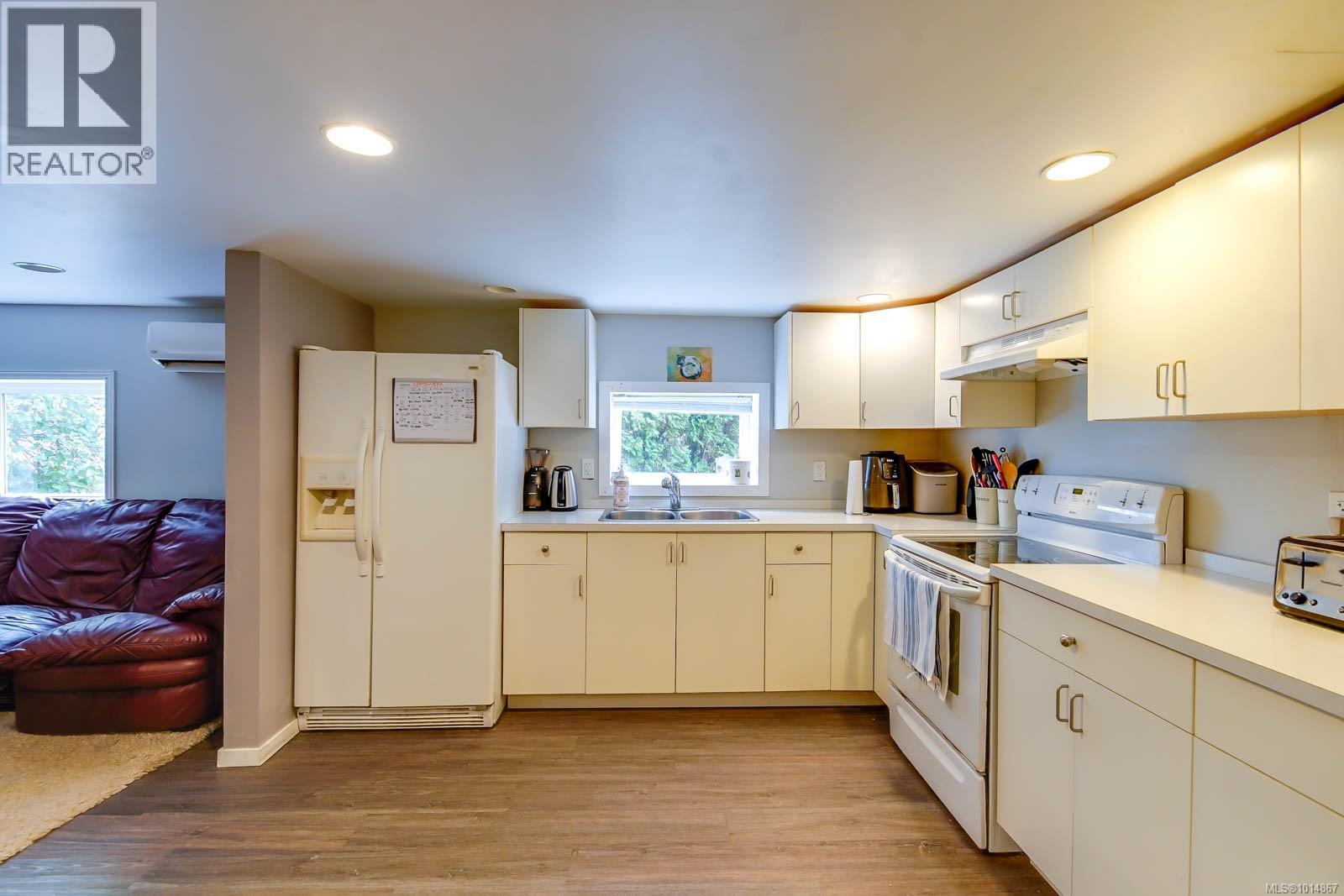 2627 11th Ave, Port Alberni