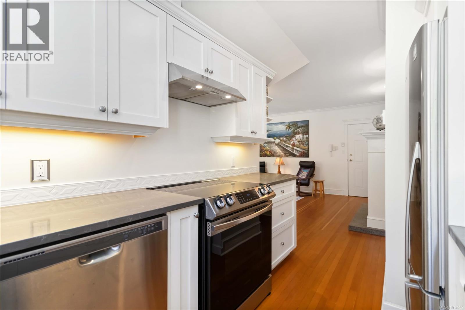 F 349 Foul Bay Road, Victoria