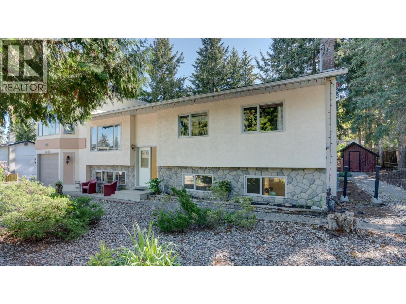 3419 Larch Drive, Armstrong