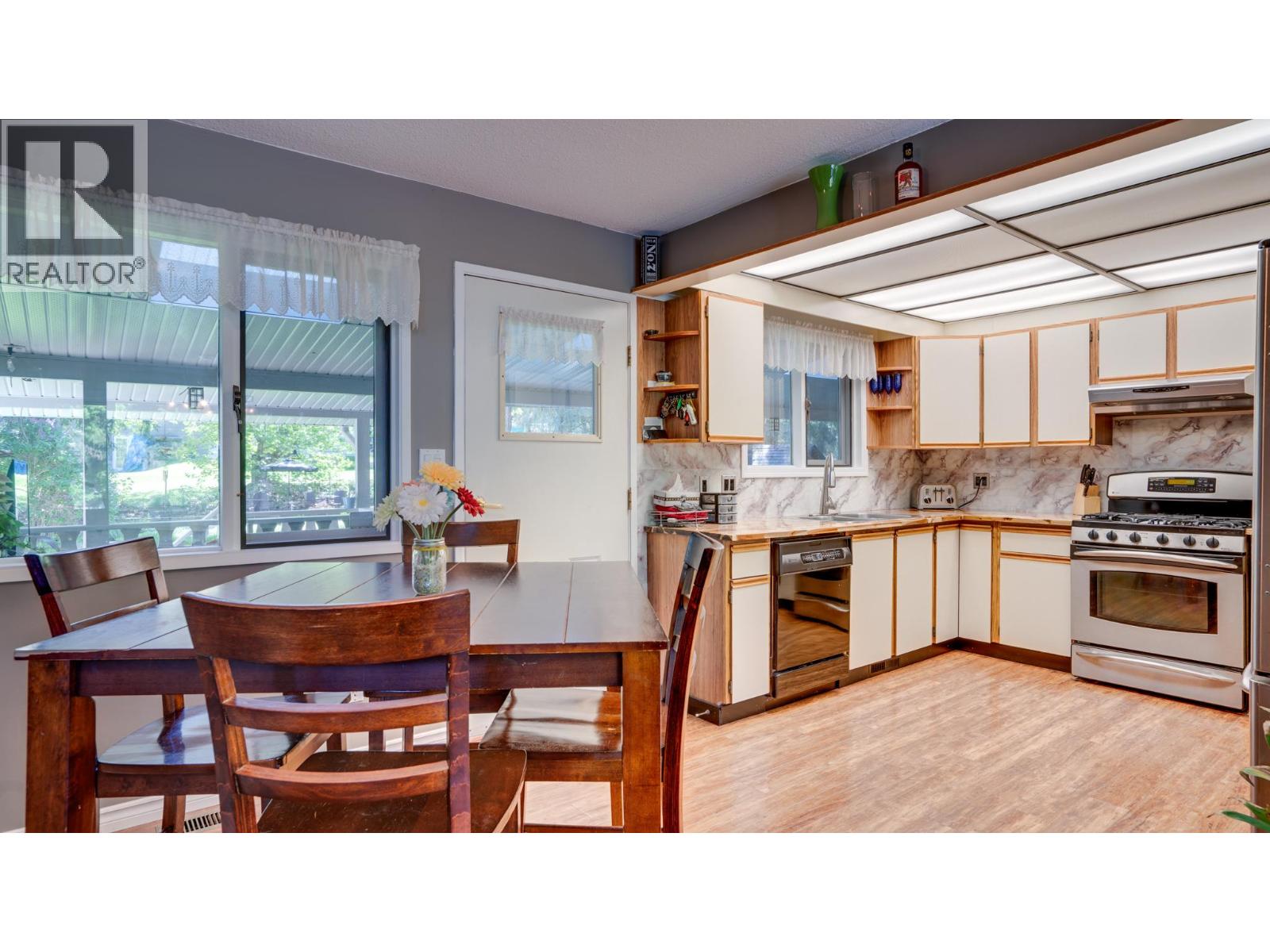 3419 Larch Drive, Armstrong