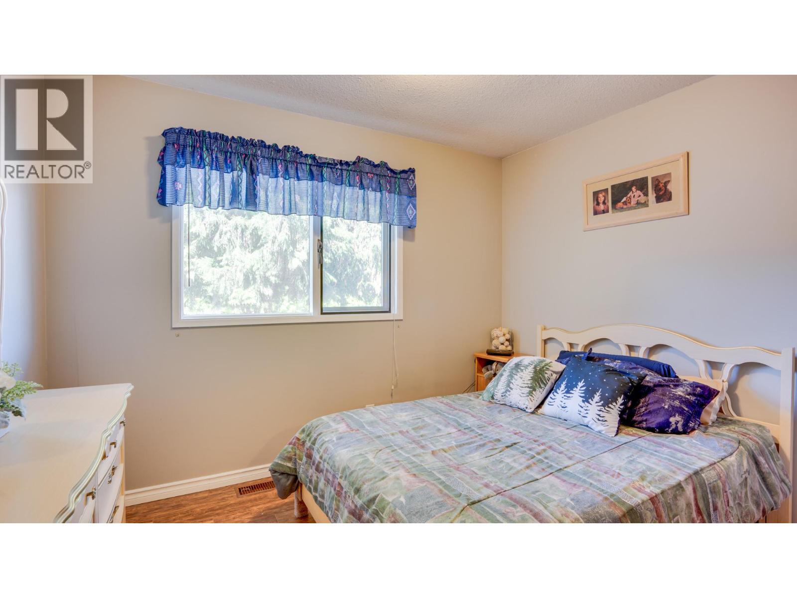 3419 Larch Drive, Armstrong