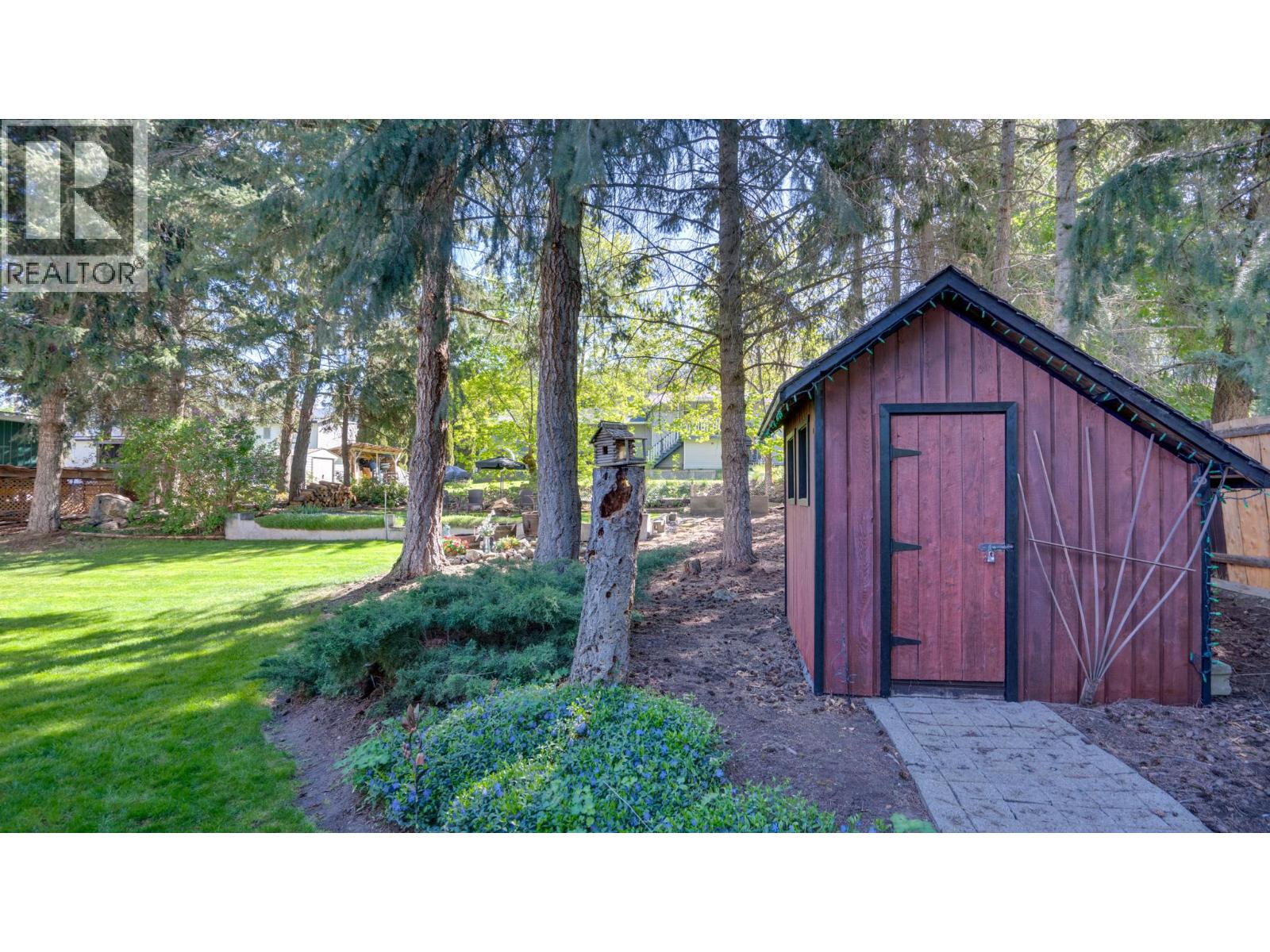 3419 Larch Drive, Armstrong