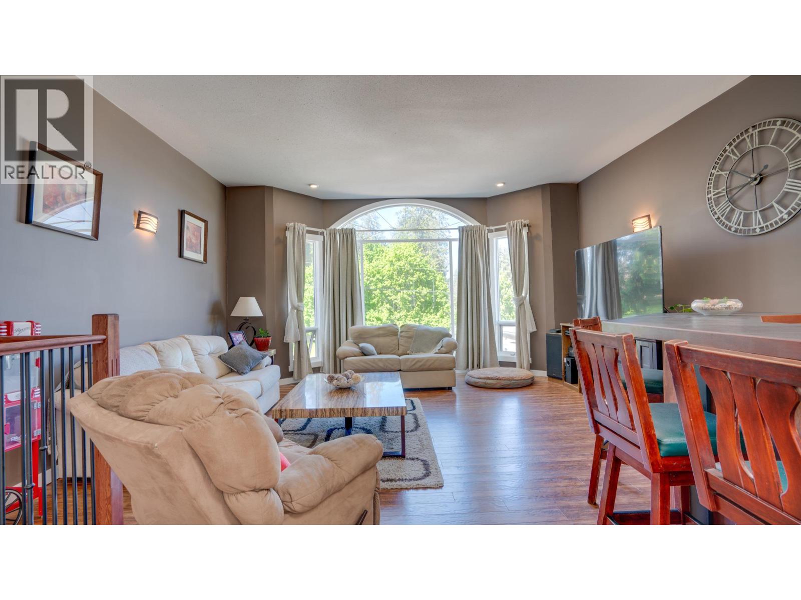 3419 Larch Drive, Armstrong