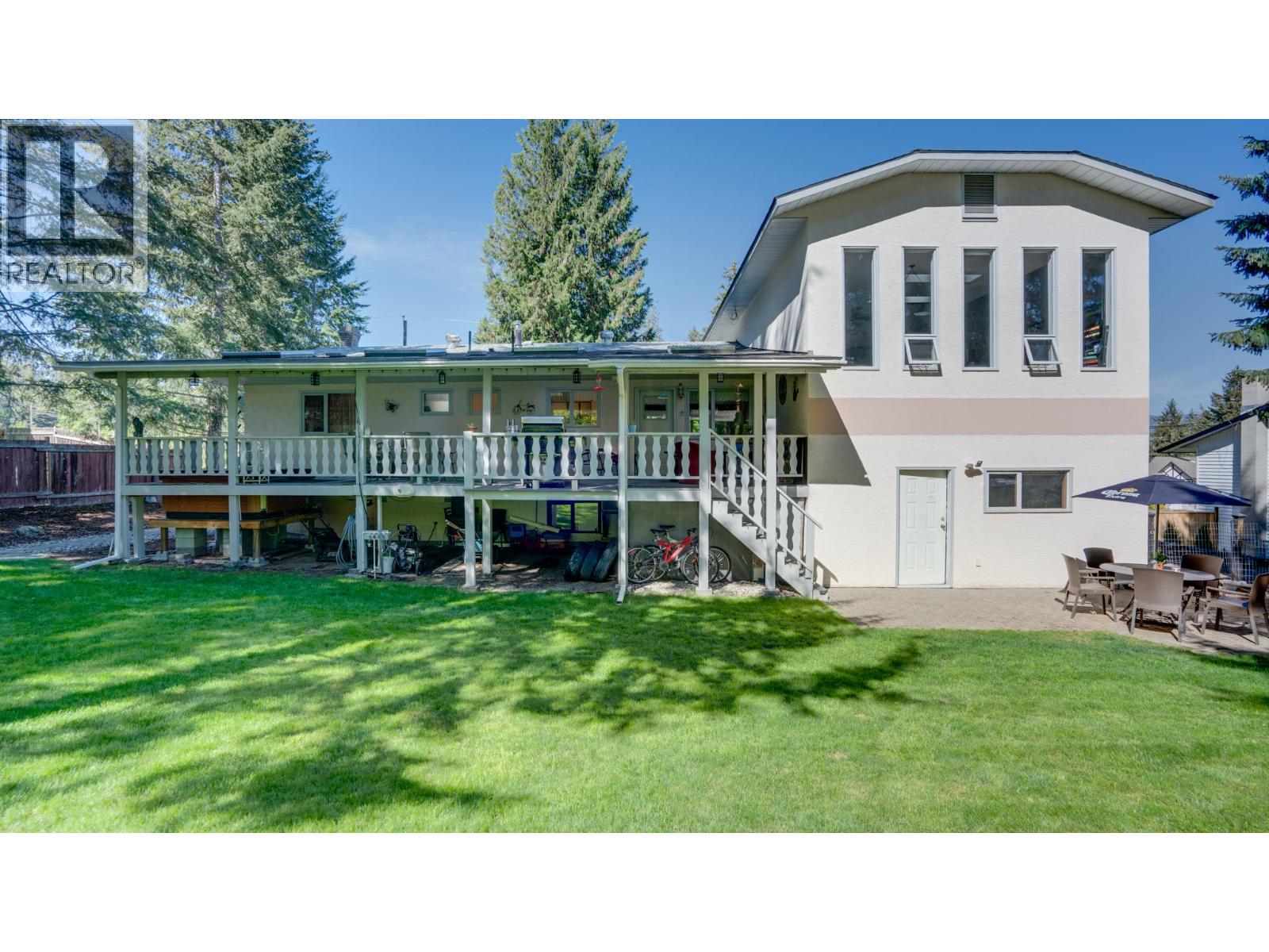 3419 Larch Drive, Armstrong