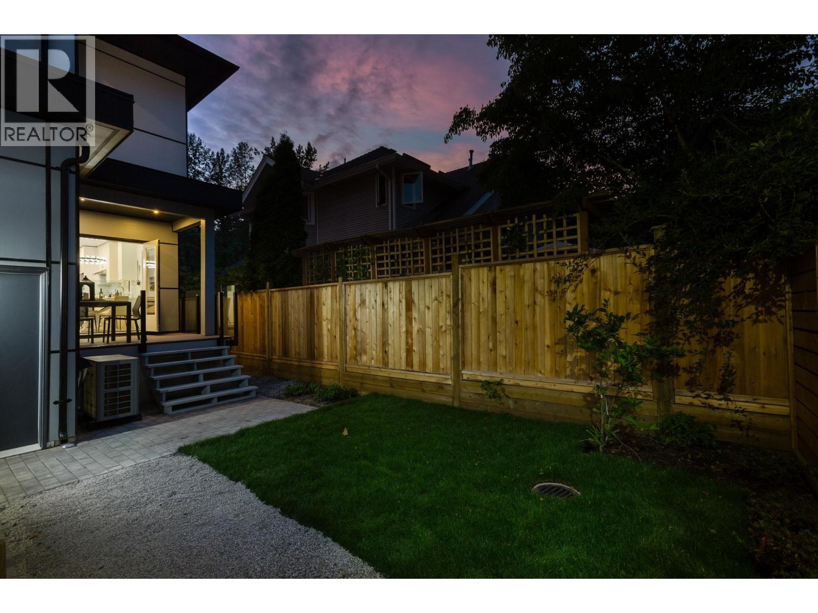 846 ST. DENIS AVENUE, North Vancouver
