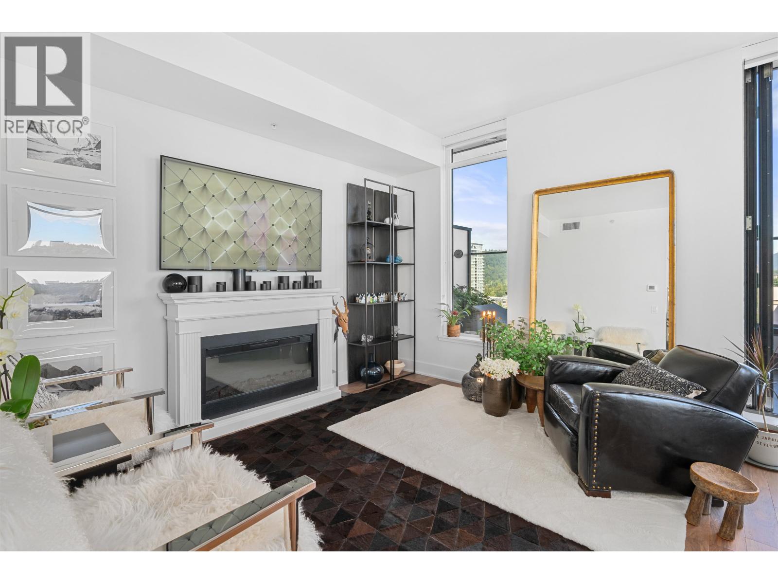 2402 450 WESTVIEW STREET, Coquitlam