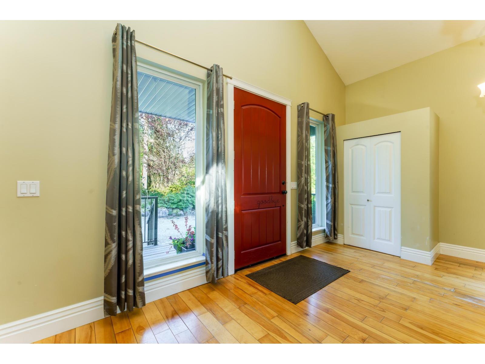 12668 CATHY CRESCENT, Mission