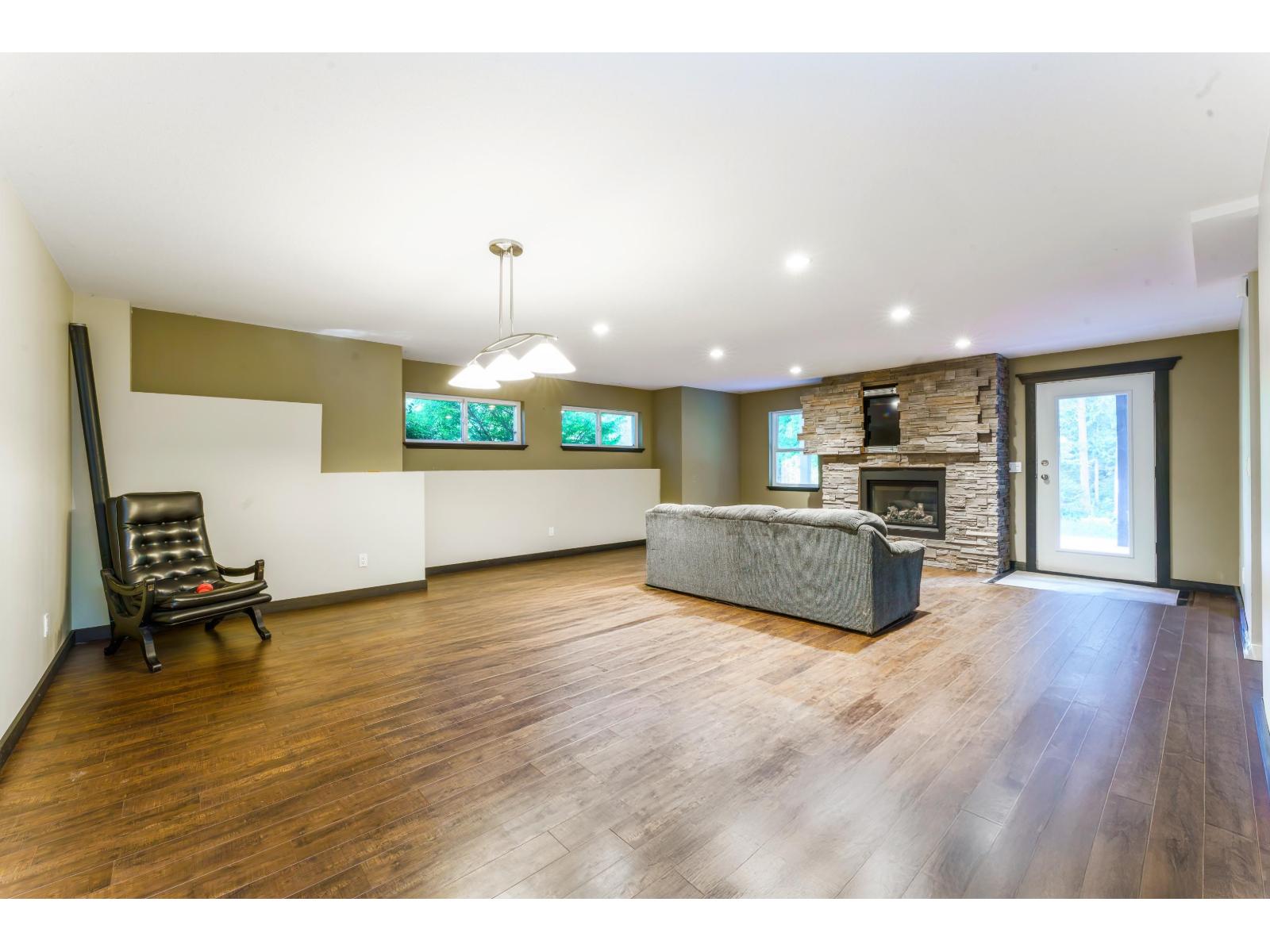 12668 CATHY CRESCENT, Mission