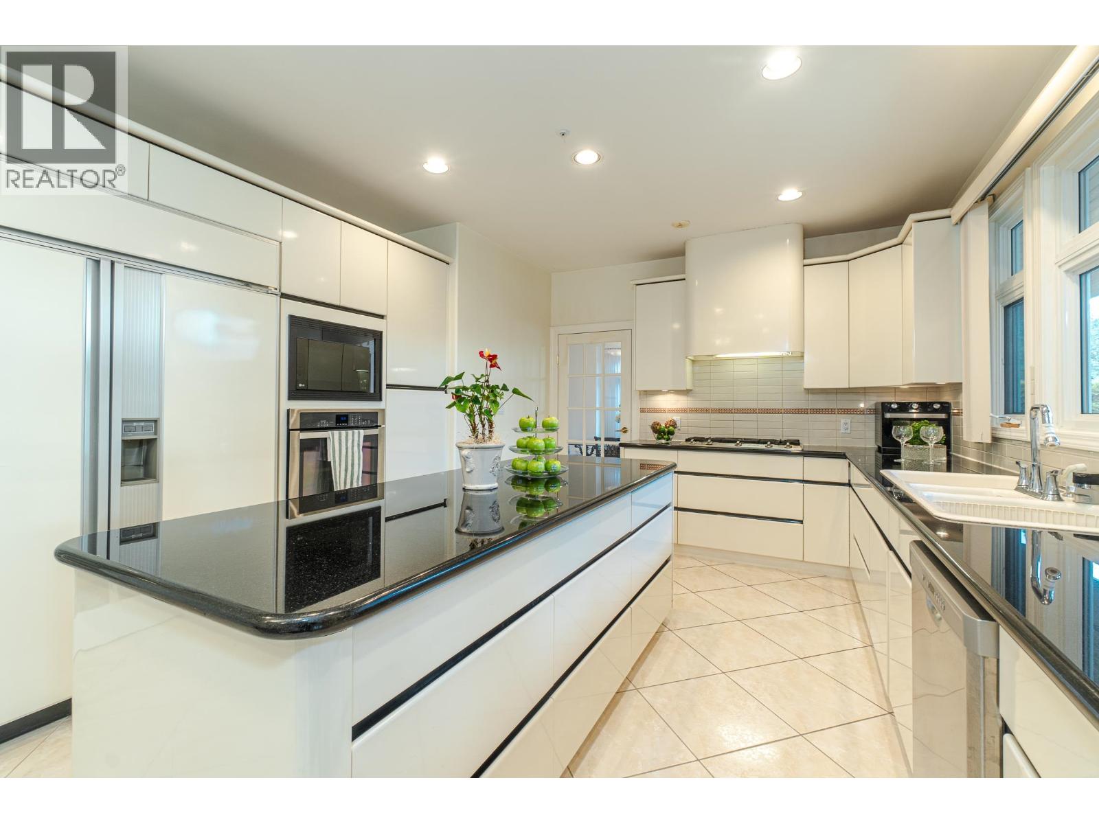 6787 MONTGOMERY STREET, Vancouver
