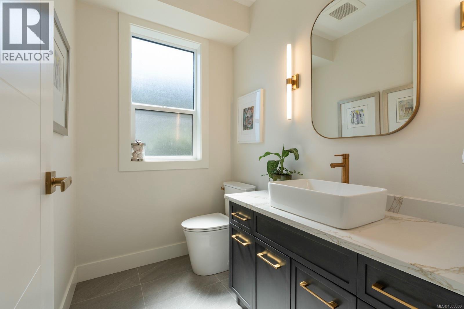 1158 Craigflower Rd, Esquimalt