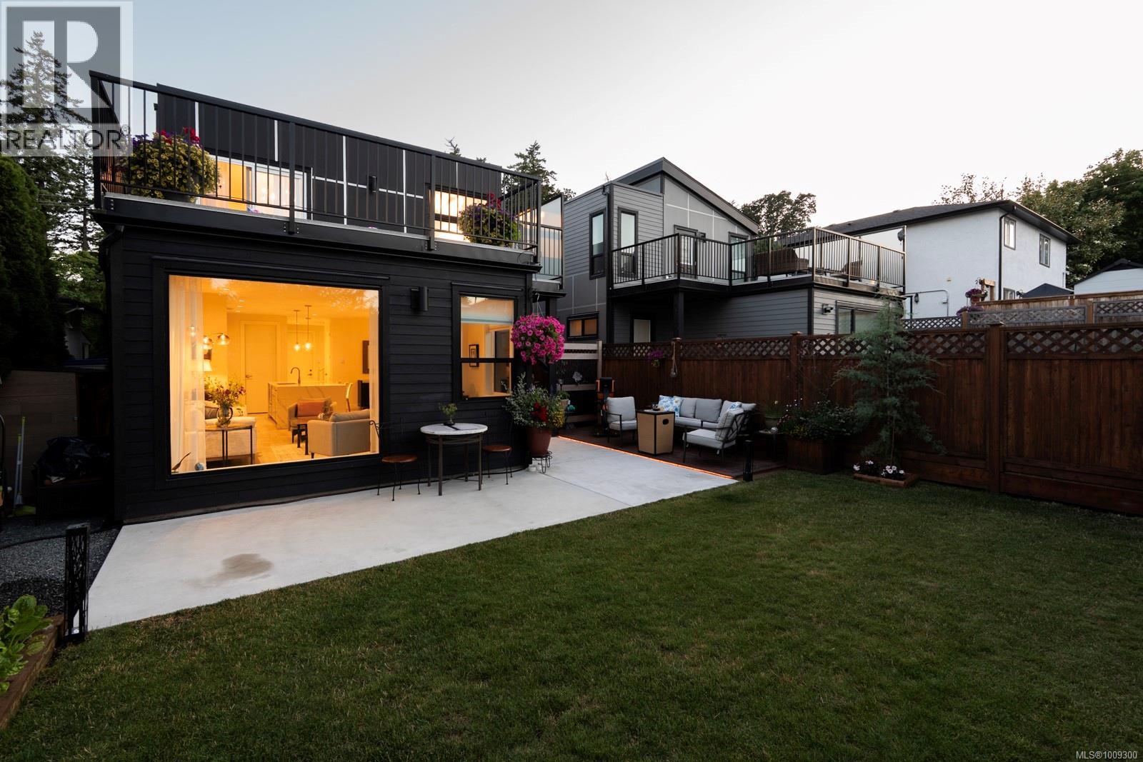 1158 Craigflower Rd, Esquimalt