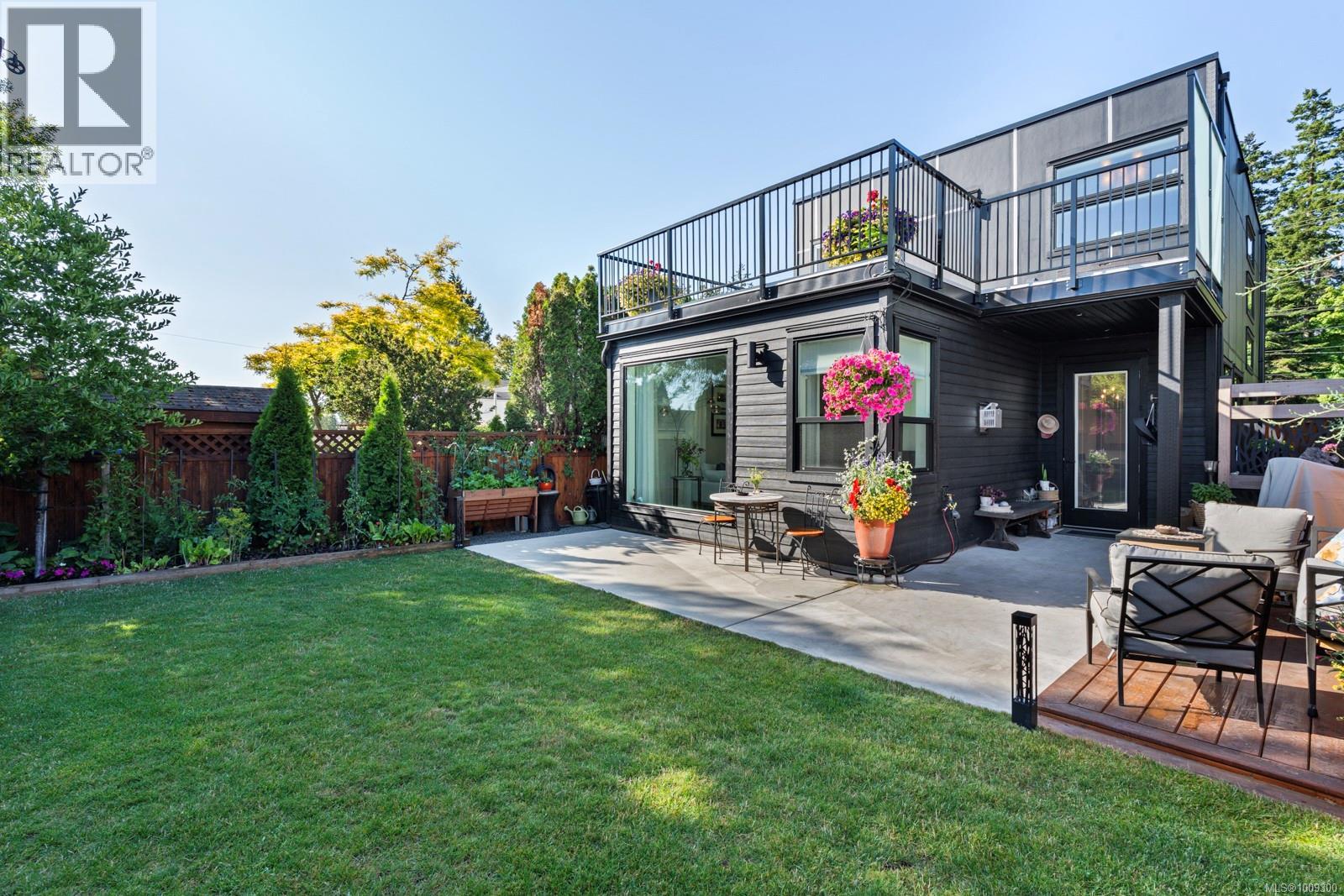 1158 Craigflower Rd, Esquimalt