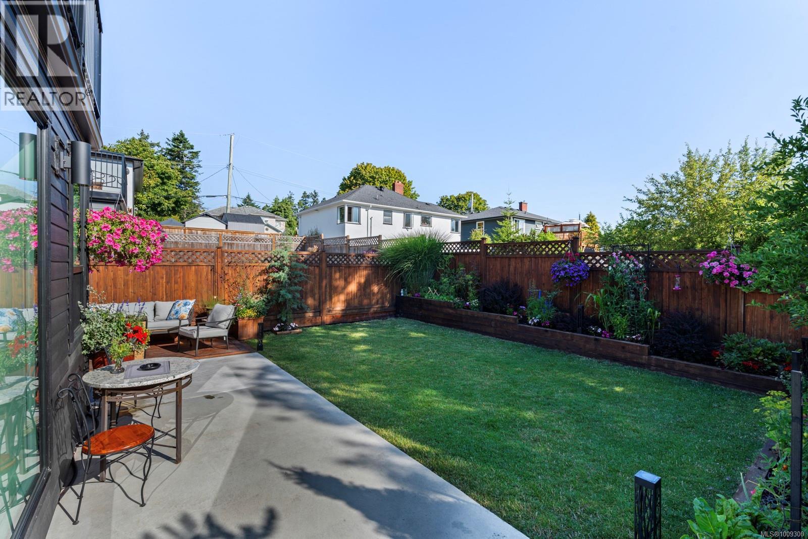 1158 Craigflower Rd, Esquimalt