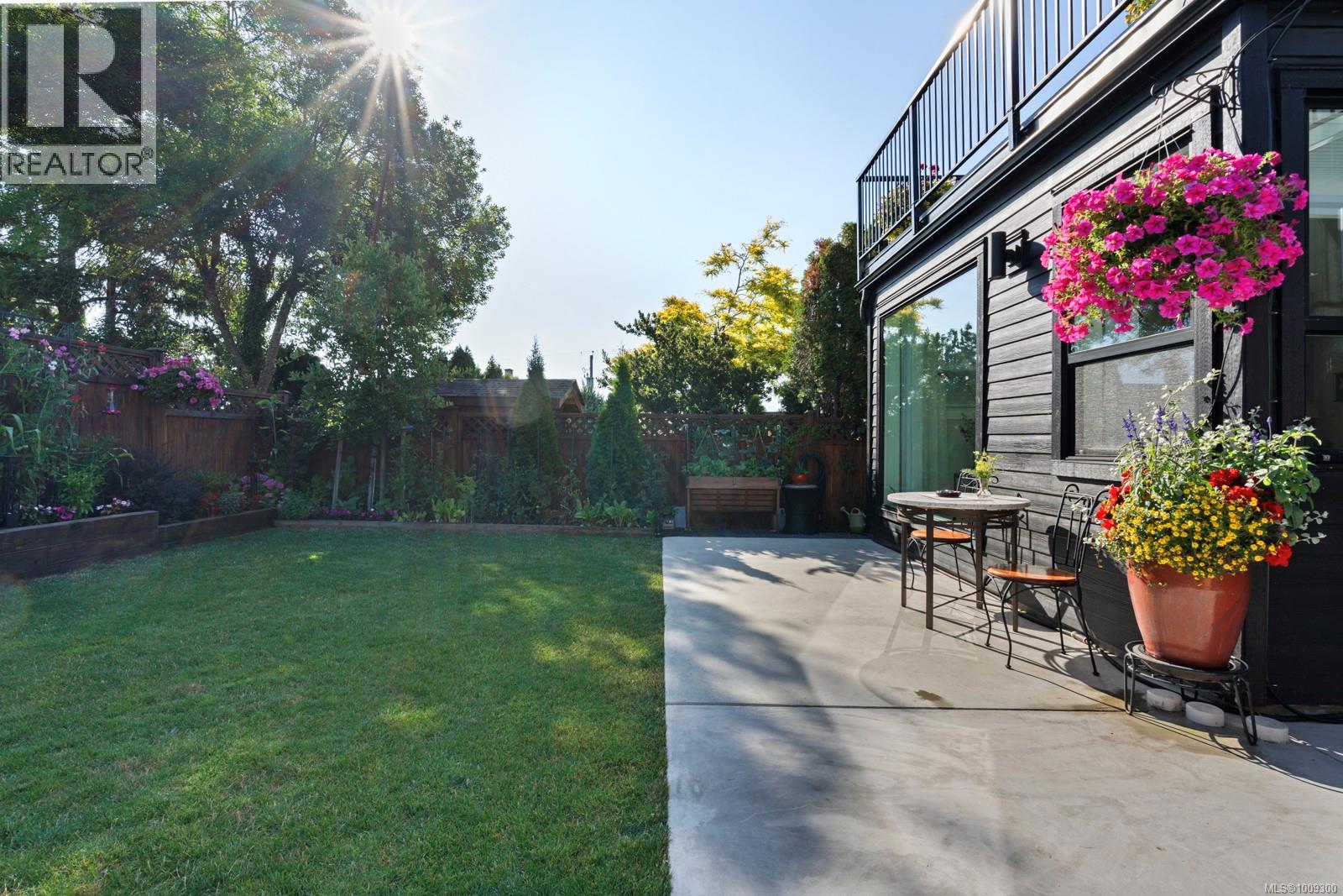 1158 Craigflower Rd, Esquimalt