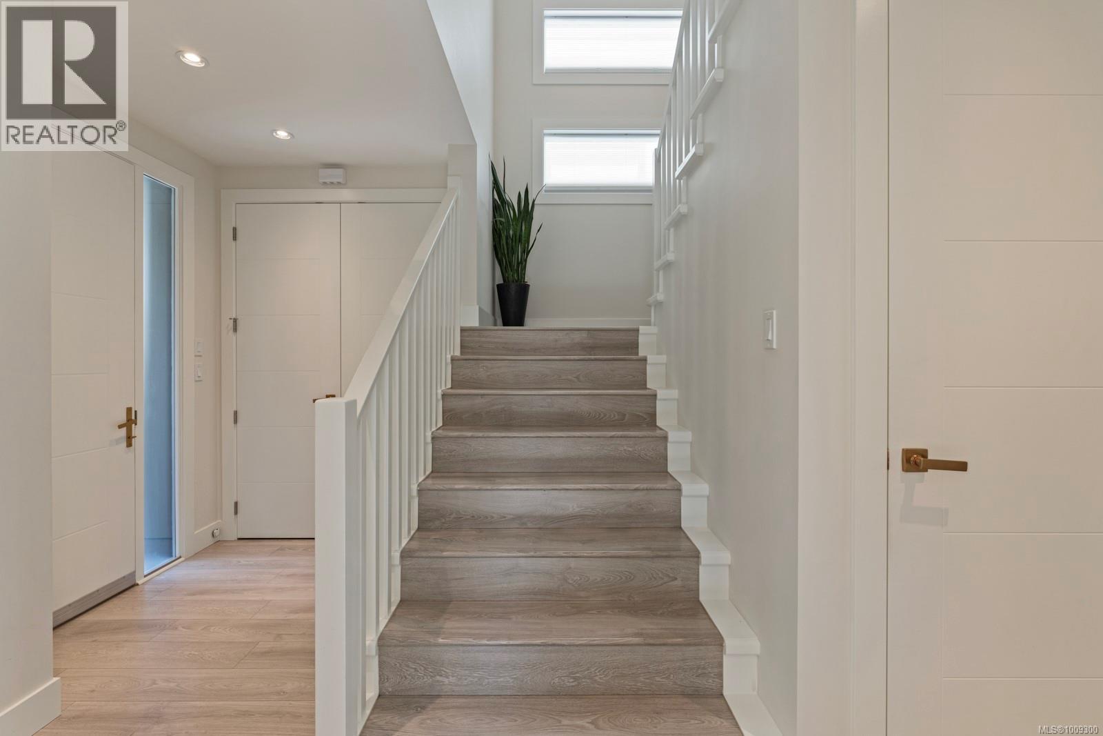 1158 Craigflower Rd, Esquimalt