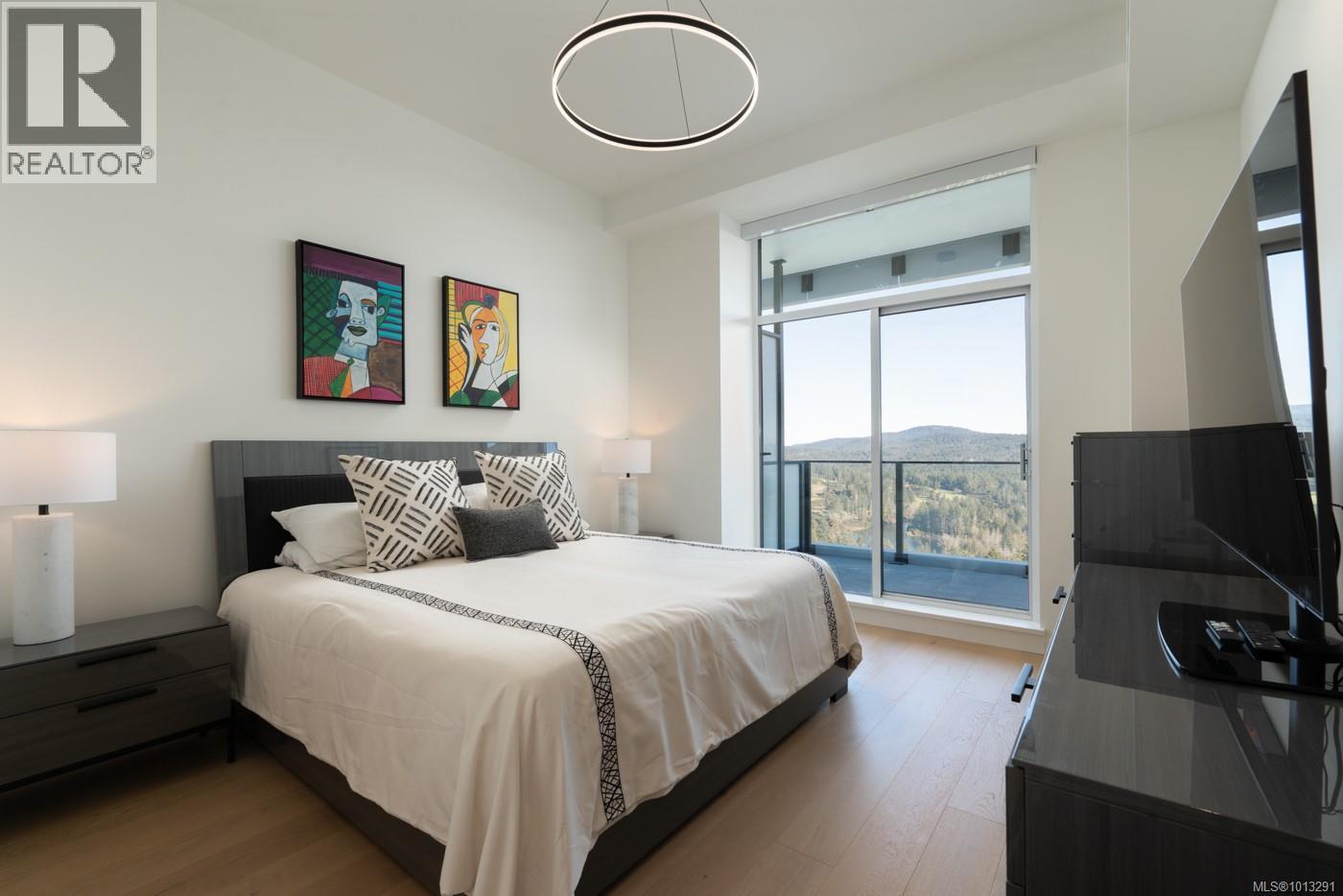 1702 2000 Hannington Road, Langford