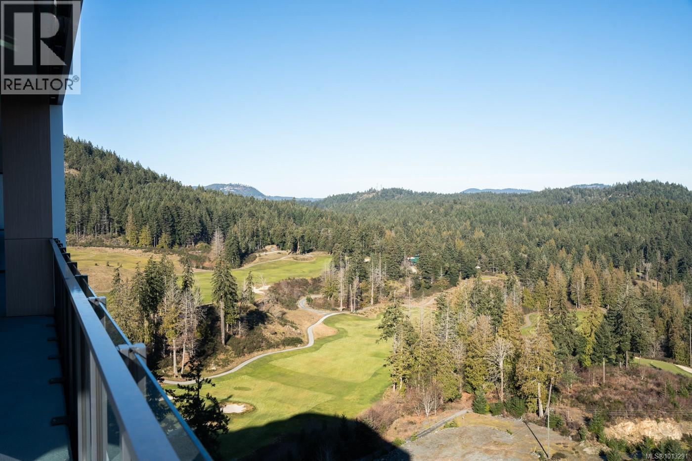 1702 2000 Hannington Road, Langford