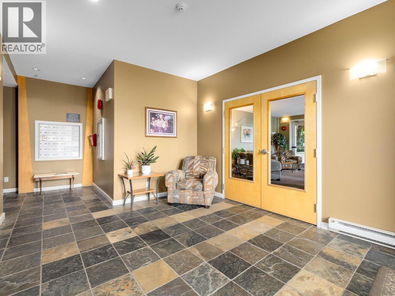 #207-1175 55 Street, Delta