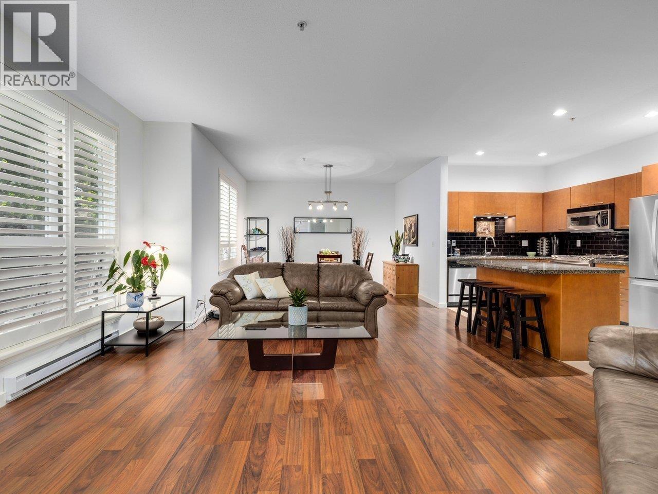 #207-1175 55 Street, Delta