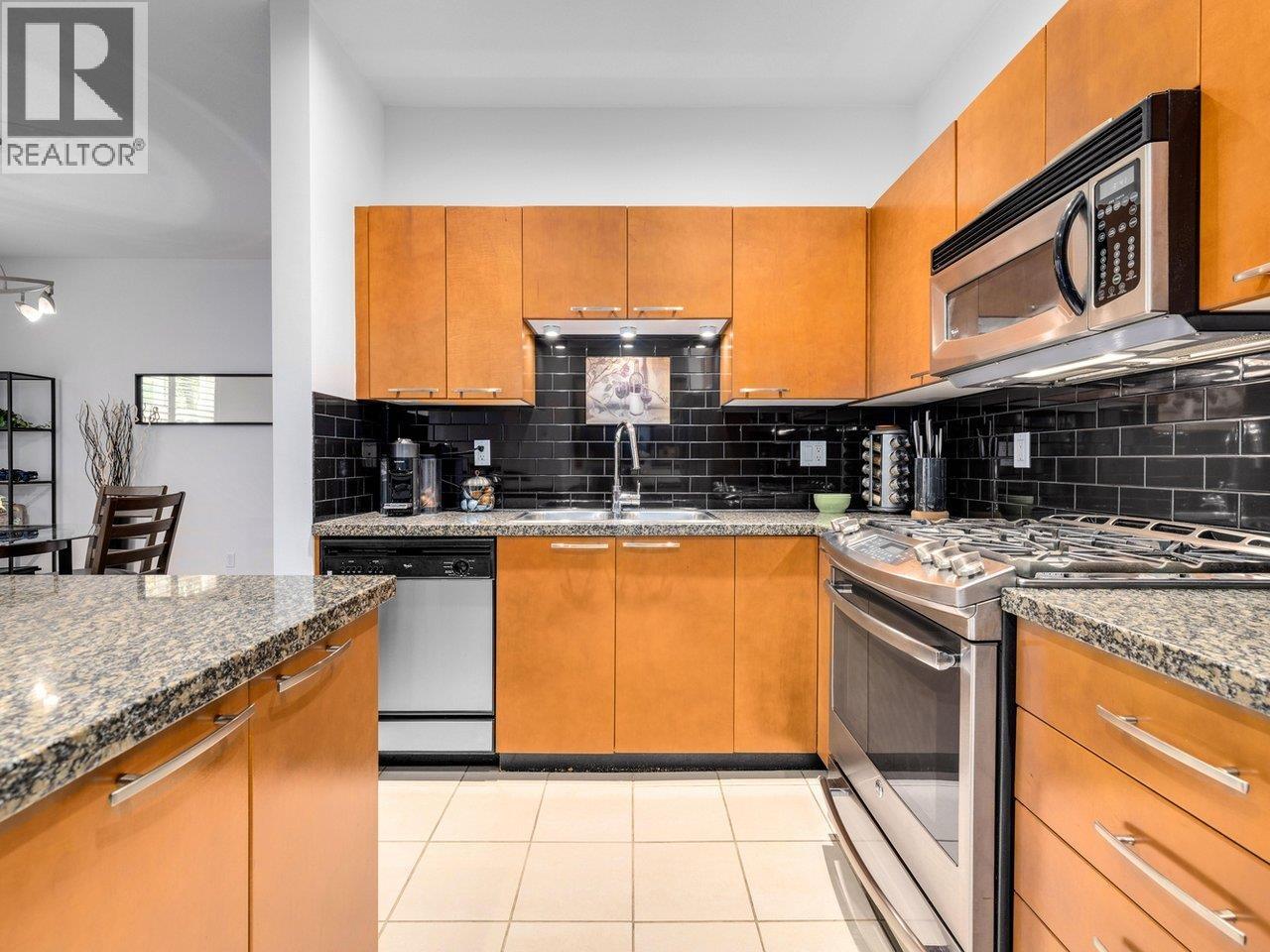 #207-1175 55 Street, Delta