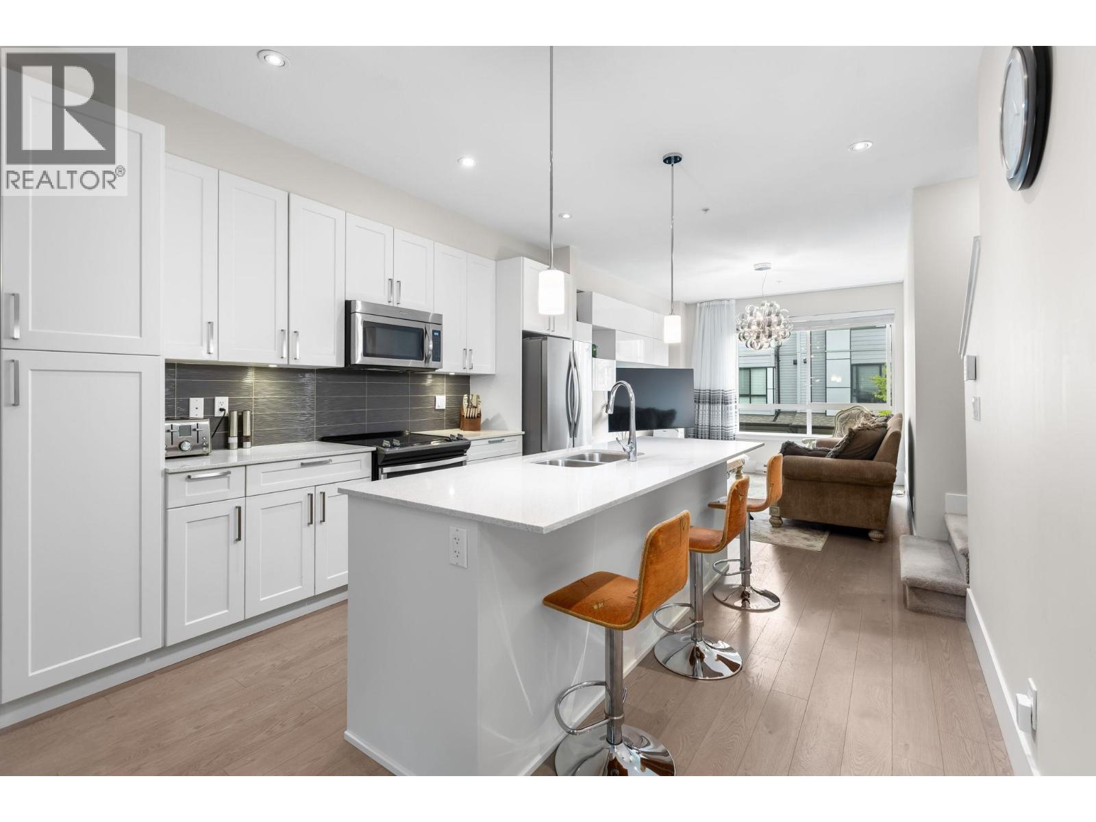 16 2139 PRAIRIE AVENUE, Port Coquitlam