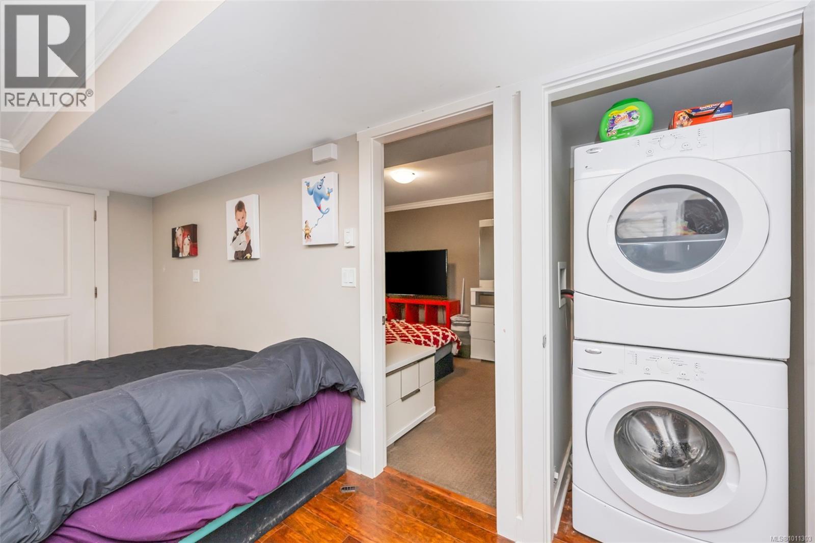 3016 Dornier Rd, Langford