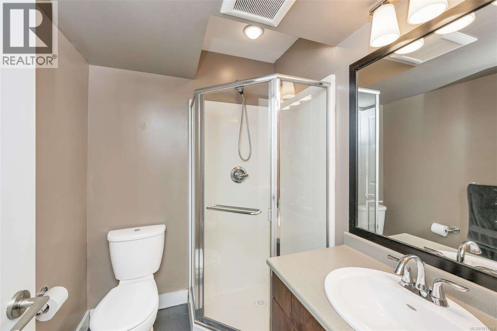3016 Dornier Rd, Langford