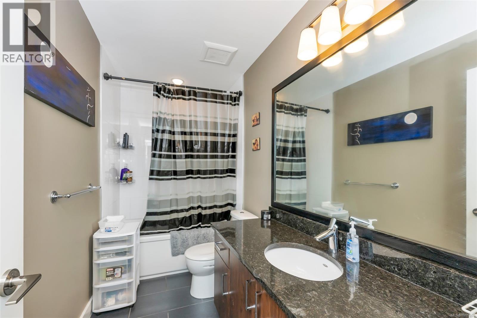 3016 Dornier Rd, Langford