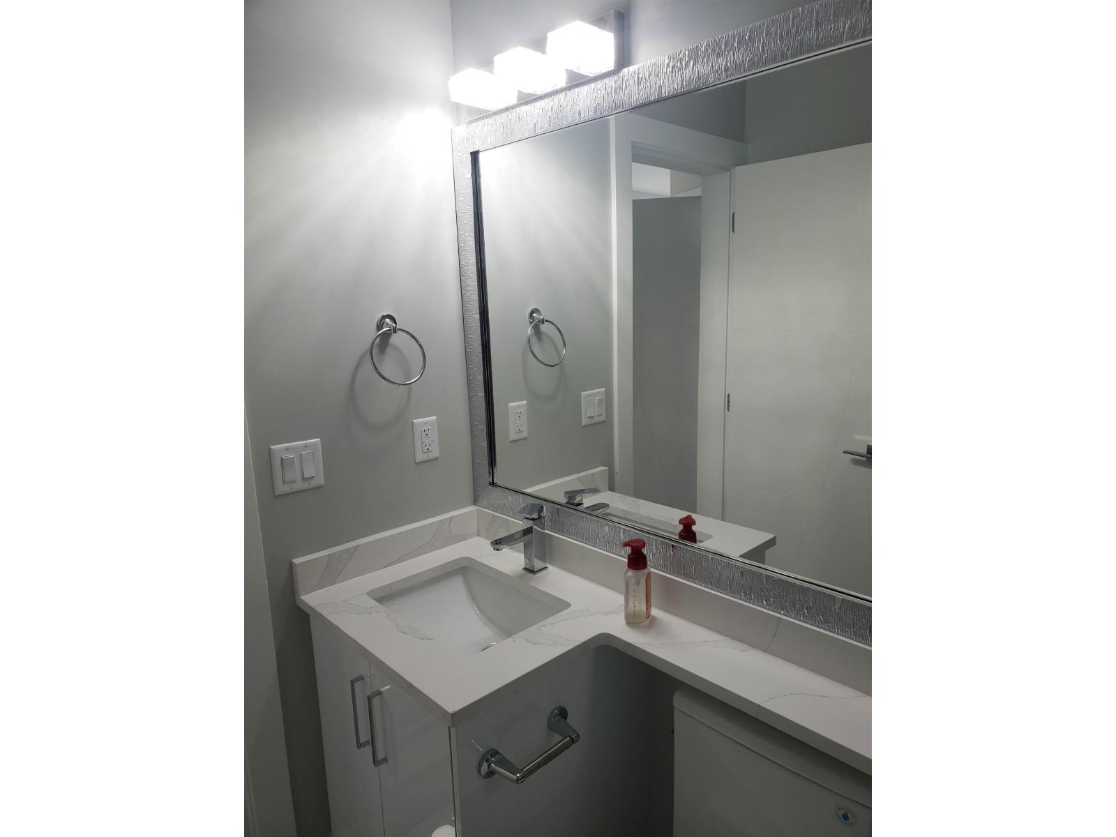 34007 BARKER COURT, Mission