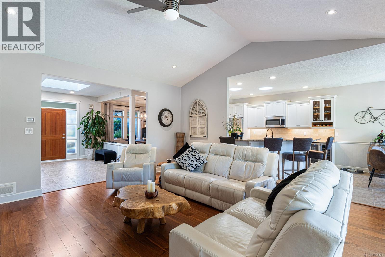 1496 Sumar Lane, French Creek