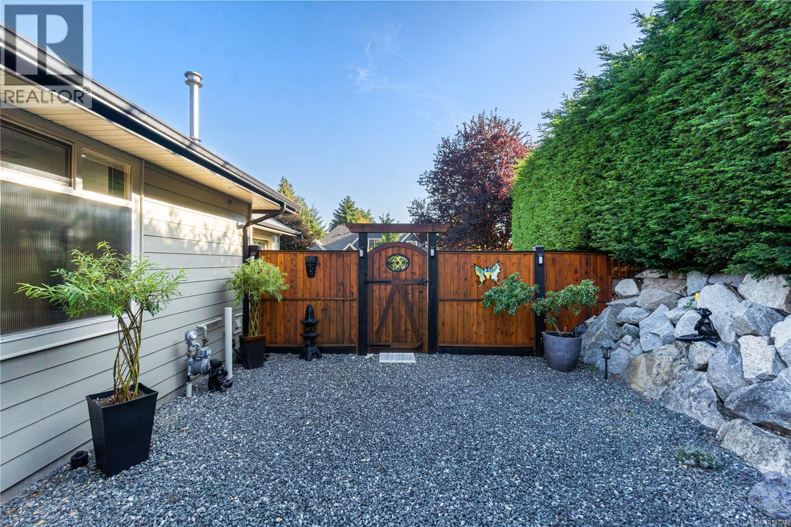 1496 Sumar Lane, French Creek