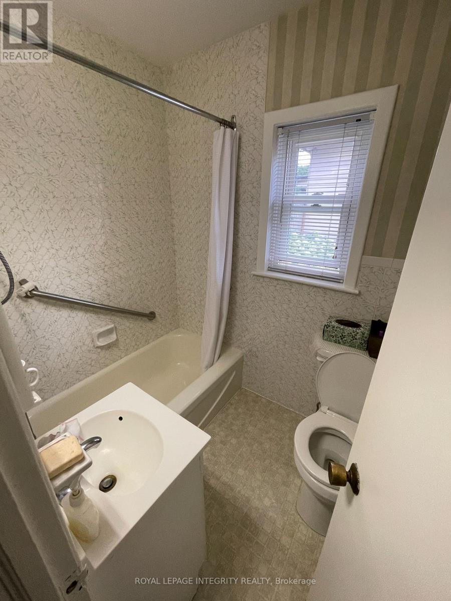 465 GUY STREET - 26