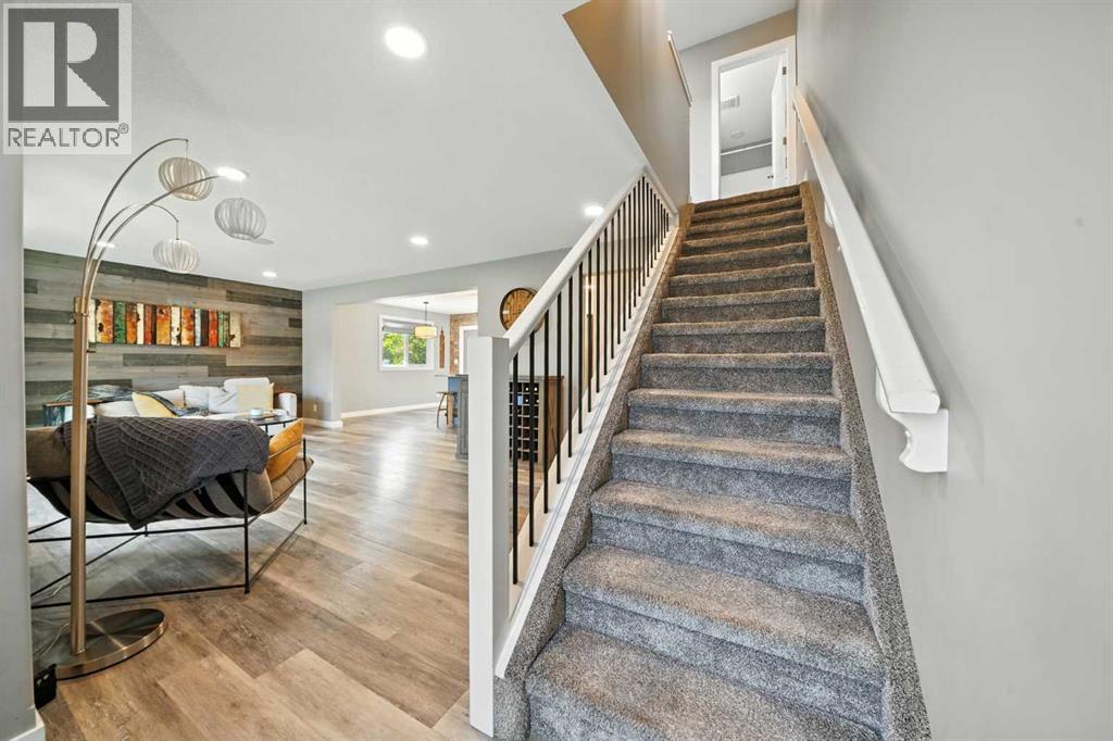 6 Wiltshire Place, Red Deer