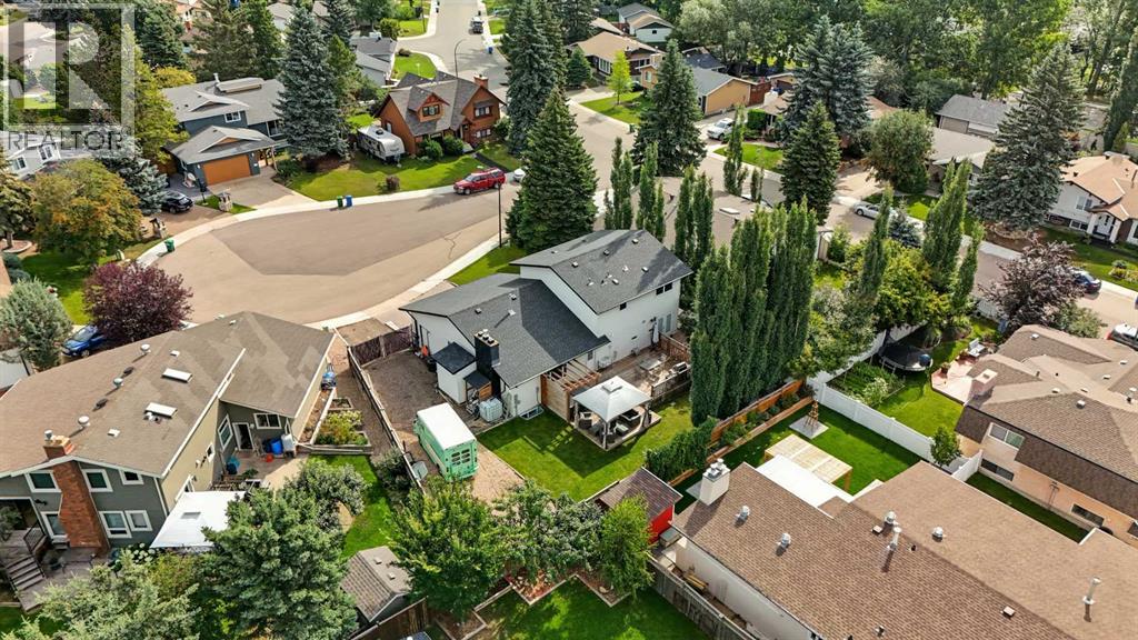 6 Wiltshire Place, Red Deer