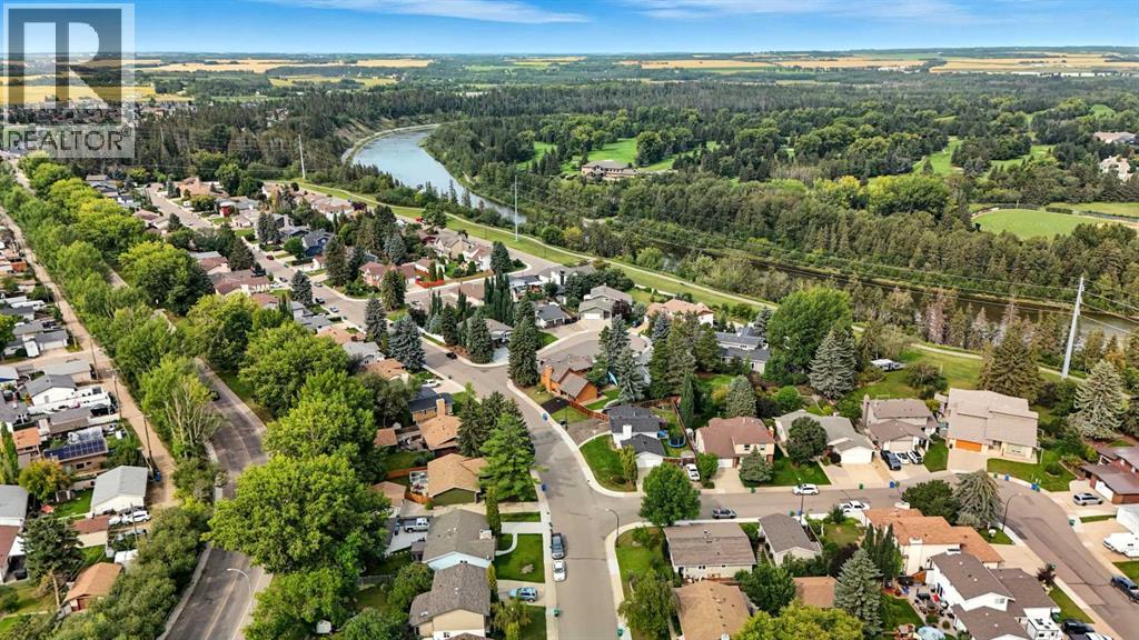 6 Wiltshire Place, Red Deer