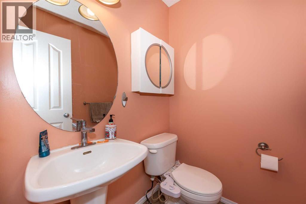 Single Family House for Sale in  Taravista Mews NE Taradale Calgary 
