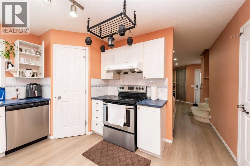 Single Family House for Sale in  Taravista Mews NE Taradale Calgary 